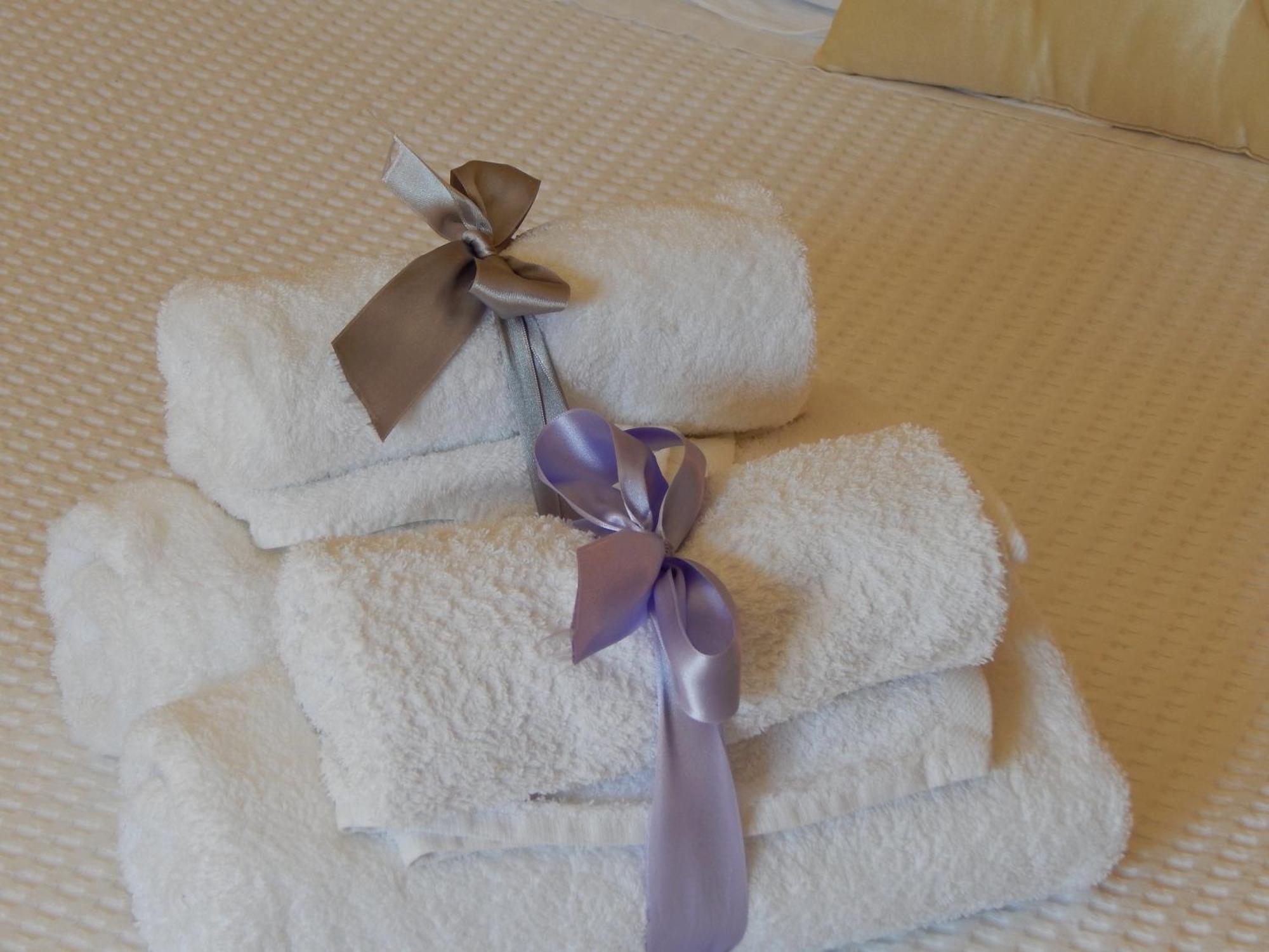 Slow Living Beautiful Villa ราฟีนา ภายนอก รูปภาพ